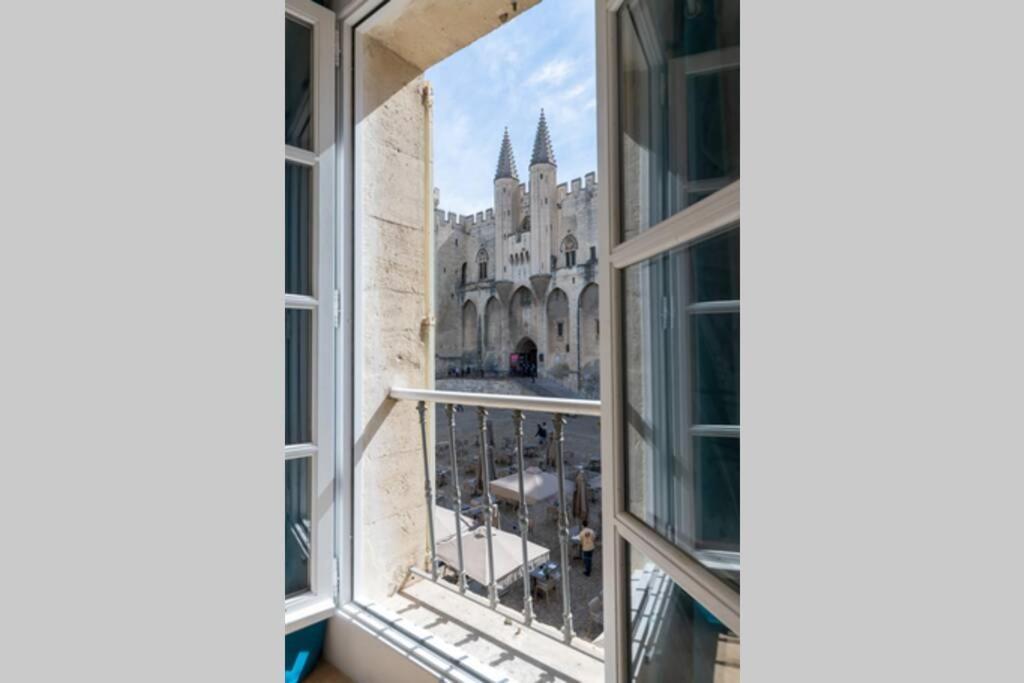 Appartamento Bien D'Exception En Face Du Palais Des Papes Avignone Esterno foto